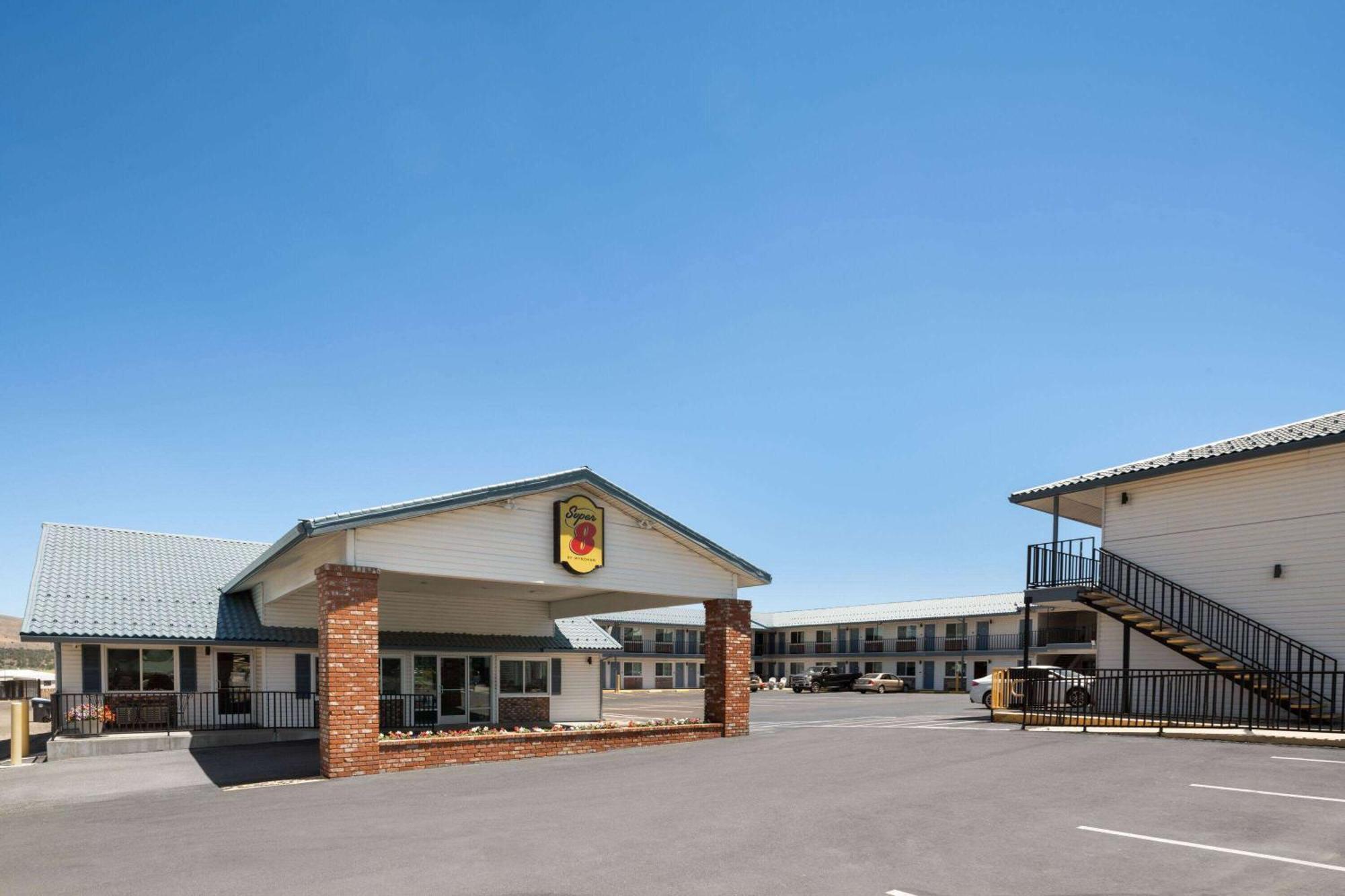Super 8 By Wyndham Susanville Eksteriør bilde